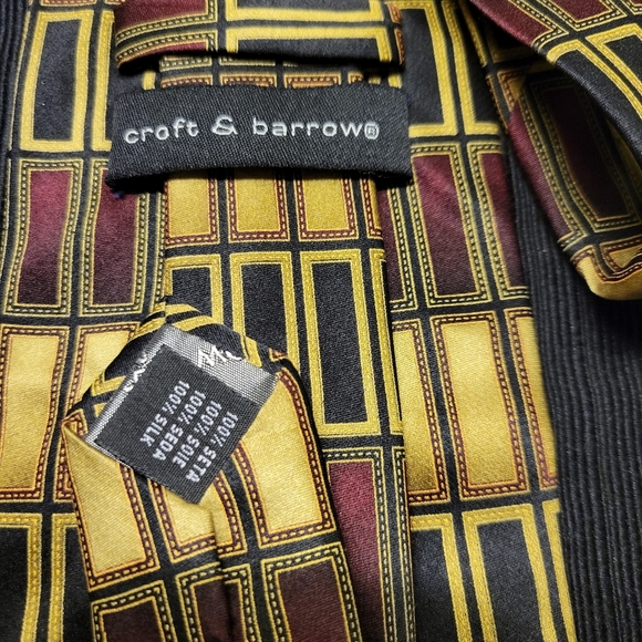 Croft & Barrow 100% Silk Tie - Picture 5 of 6